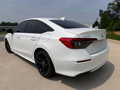 Used 2022 Honda Civic Sport image 5