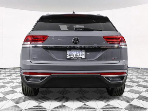 Used 2022 Volkswagen Atlas Cross Sport SEL image 20