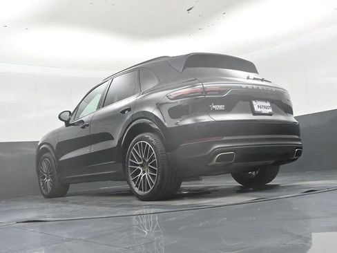 Used 2020 Porsche Cayenne AWD/4WD image 45