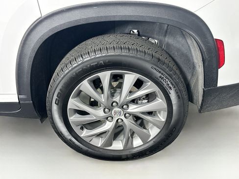 Used 2025 Buick Enclave Preferred image 11