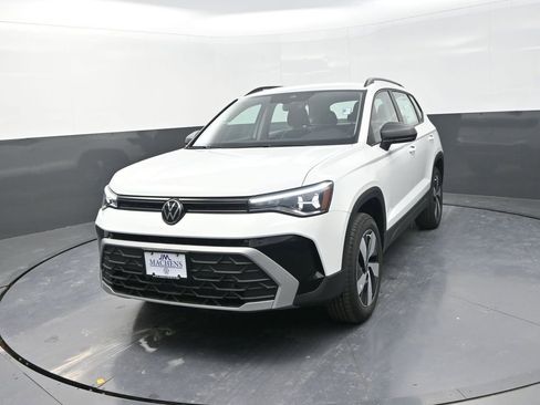 New 2026 Volkswagen Taos S image 3
