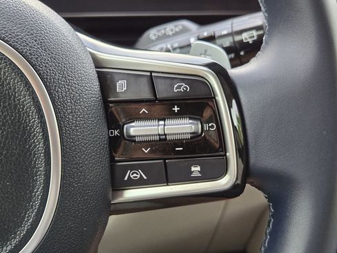 Certified 2026 Kia Carnival SX FWD image 28