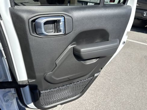 New 2026 Jeep Wrangler Rubicon w/ Safety Group image 33