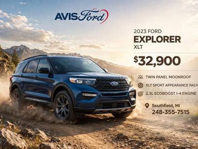 Used 2023 Ford Explorer XLT w/ Equipment Group 202A