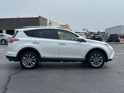 Used 2016 Toyota RAV4 Limited w/ Advanced Technology Package AWD/4WD image 8