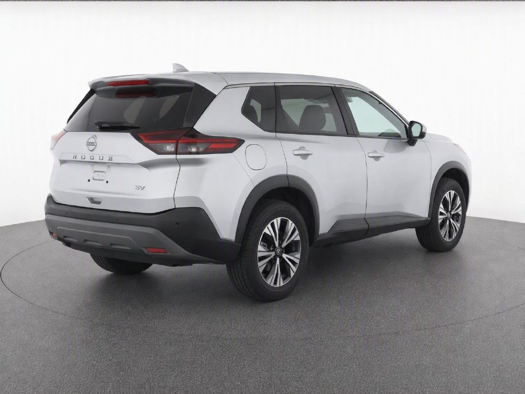 Used 2023 Nissan Rogue SV FWD image 4