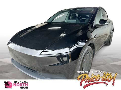 Used 2026 Tesla Model Y 2WD image 1