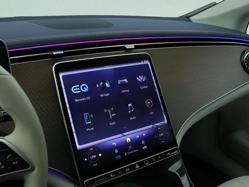 Certified 2023 Mercedes-Benz EQE 350+ Sedan image 9