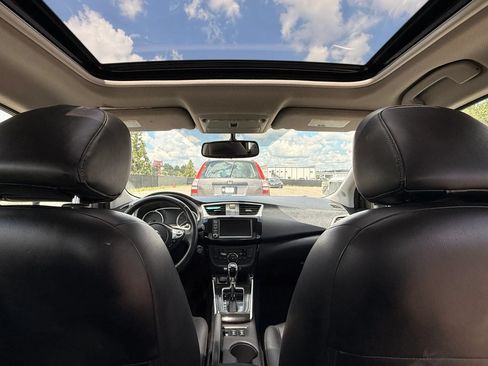 Used 2019 Nissan Sentra SL w/ Exterior Package FWD image 23