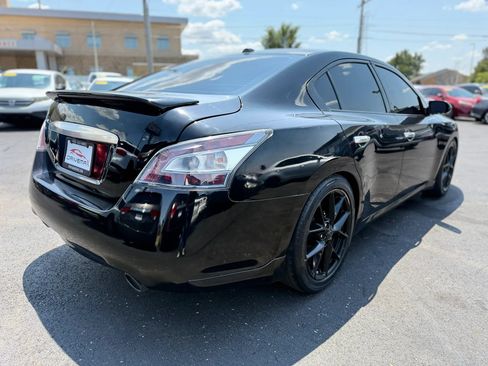 Used 2014 Nissan Maxima 3.5 SV w/ Sport Package FWD image 2