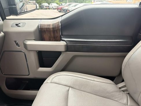 Used 2018 Ford F150 Lariat w/ Equipment Group 502A Luxury RWD image 23
