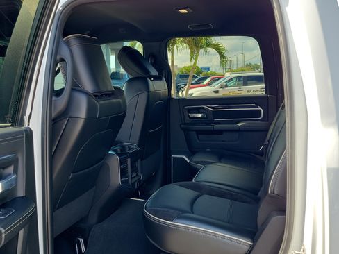 Used 2020 RAM 2500 Laramie AWD/4WD image 13