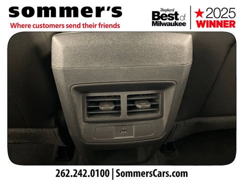 Used 2023 Chevrolet Colorado LT w/ LT Convenience Package AWD/4WD image 23