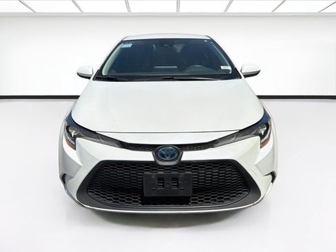 Used 2021 Toyota Corolla LE w/ Carpet Mat Package (TMS) FWD image 2
