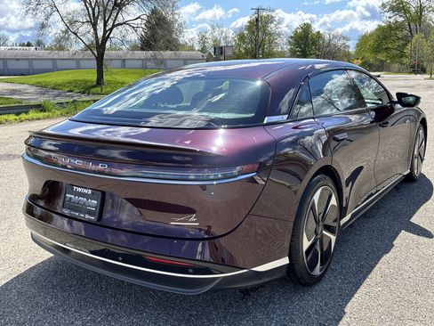 Used 2024 Lucid Air Touring AWD/4WD image 37