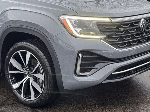 New 2026 Volkswagen Atlas Cross Sport SEL Premium R-Line image 3