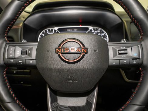 Certified 2025 Nissan Rogue SV image 19