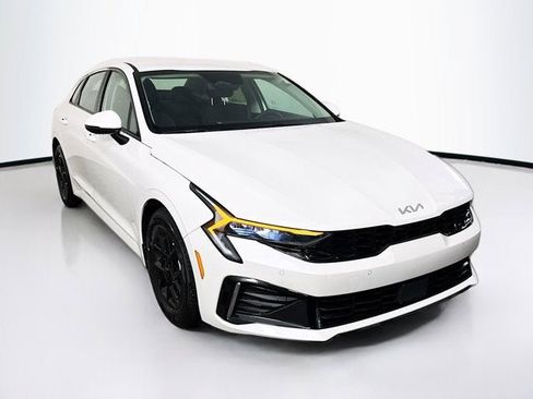 New 2025 Kia K5 LXS image 3