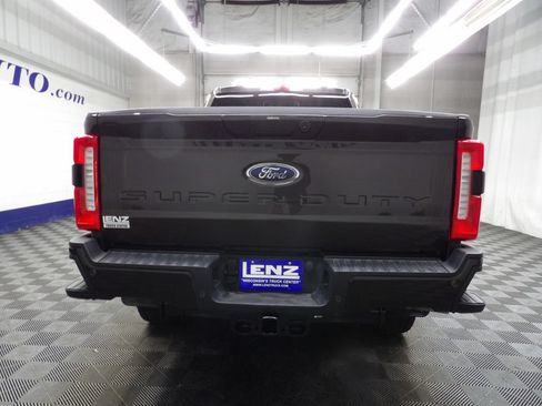 Used 2024 Ford F350 Lariat w/ Lariat Ultimate Package AWD/4WD image 38