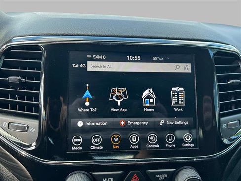 Certified 2022 Jeep Grand Cherokee Laredo X image 27