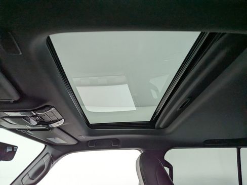 Certified 2024 Toyota Land Cruiser image 19