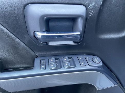 Used 2018 Chevrolet Silverado 1500 LT w/ All Star Edition image 21