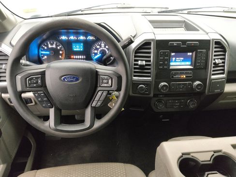 Used 2016 Ford F150 XLT image 22