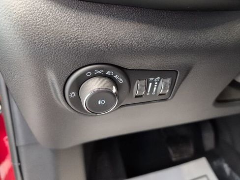 New 2026 Jeep Compass Trailhawk w/ Trailer Tow Group image 16