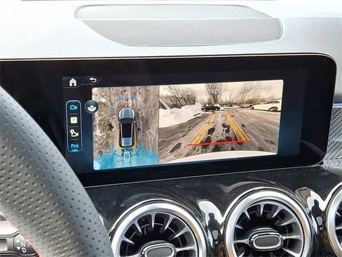 New 2026 Mercedes-Benz GLB 250 GLB 250 image 18