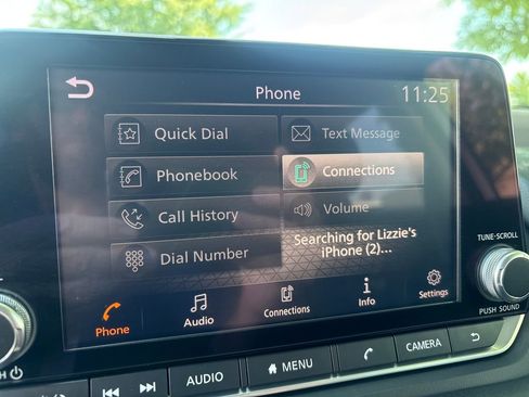 Used 2021 Nissan Rogue SV FWD image 24