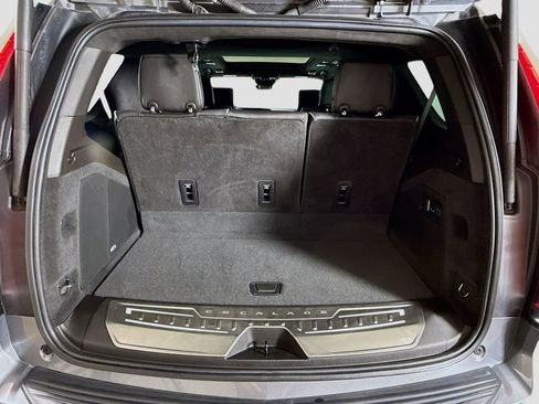Used 2021 Cadillac Escalade Premium Luxury Platinum image 28
