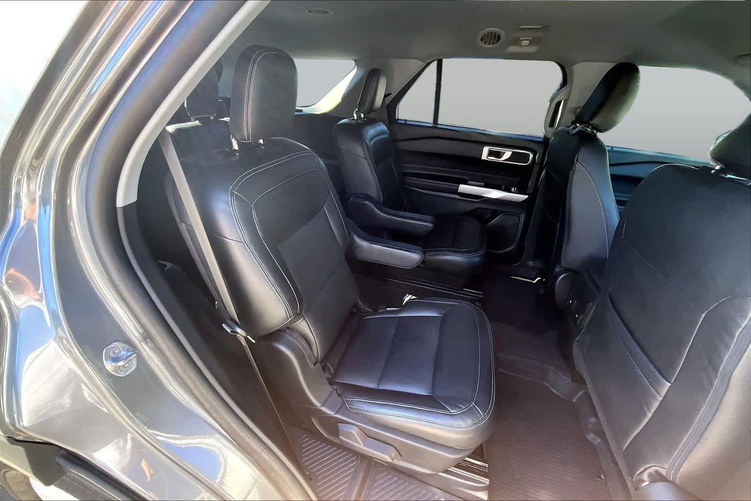 Used 2023 Ford Explorer XLT RWD image 20