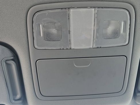 Used 2009 Hyundai Elantra GLS image 18