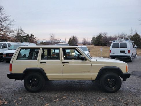 Used 1998 Jeep Cherokee SE image 15