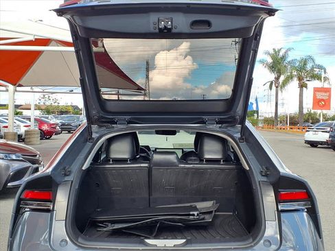 Certified 2024 Toyota Prius XLE image 6