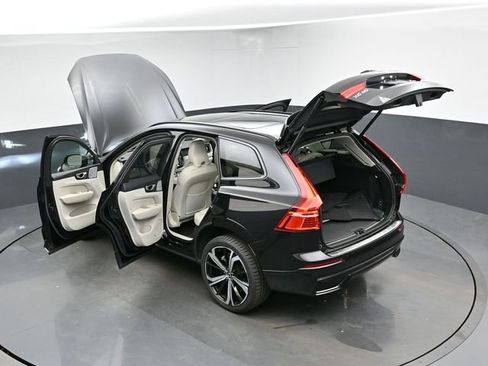 Used 2023 Volvo XC60 B5 Ultimate AWD/4WD image 52