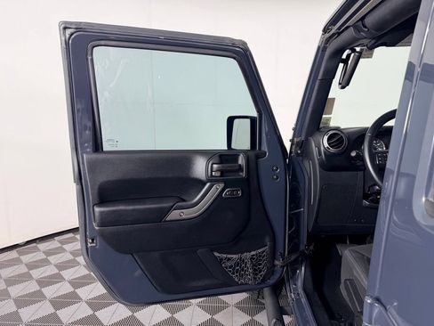 Used 2017 Jeep Wrangler Unlimited Sport w/ Quick Order Package 24S AWD/4WD image 25