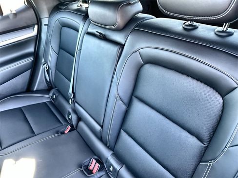 New 2026 GMC Terrain Elevation w/ Elevation Premium Package image 18