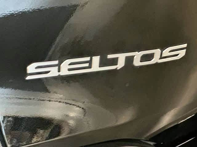 Used 2025 Kia Seltos EX w/ EX Sunroof Package AWD/4WD image 30