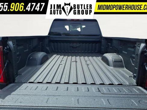 New 2026 Chevrolet Silverado 3500 High Country w/ High Country Premium Package AWD/4WD image 6
