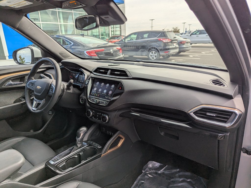 Used 2023 Chevrolet TrailBlazer ACTIV w/ Sun and Liftgate Package FWD image 41