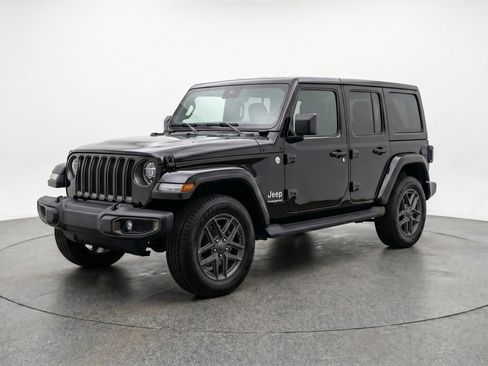Used 2025 Jeep Wrangler Unlimited Sport AWD/4WD image 3
