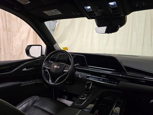 Used 2021 Cadillac Escalade Sport w/ Driver Assist Tech Package image 39