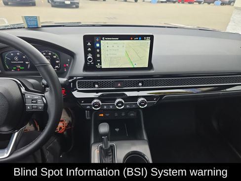 Certified 2025 Honda Civic Sport image 17