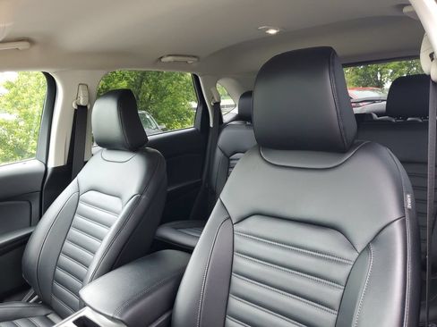 Certified 2023 Ford Edge SEL w/ Convenience Package AWD/4WD image 14
