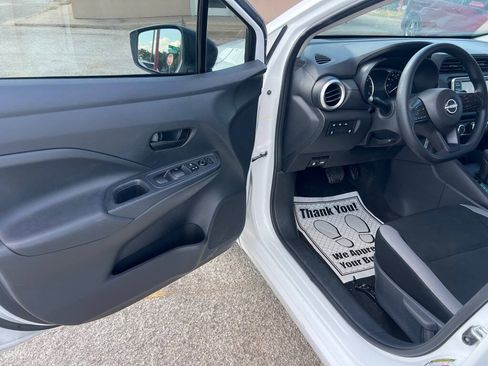 Used 2025 Nissan Versa S w/ Trunk Package FWD image 12