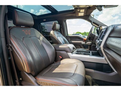 Used 2017 Ford F250 King Ranch w/ Chrome Package AWD/4WD image 35