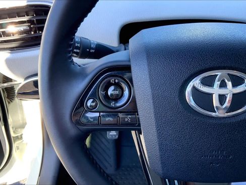 Used 2020 Toyota Prius Prime Limited image 23