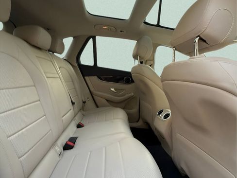 Used 2017 Mercedes-Benz GLC 300 image 20