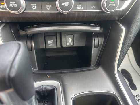 Used 2020 Honda Accord EX-L image 31